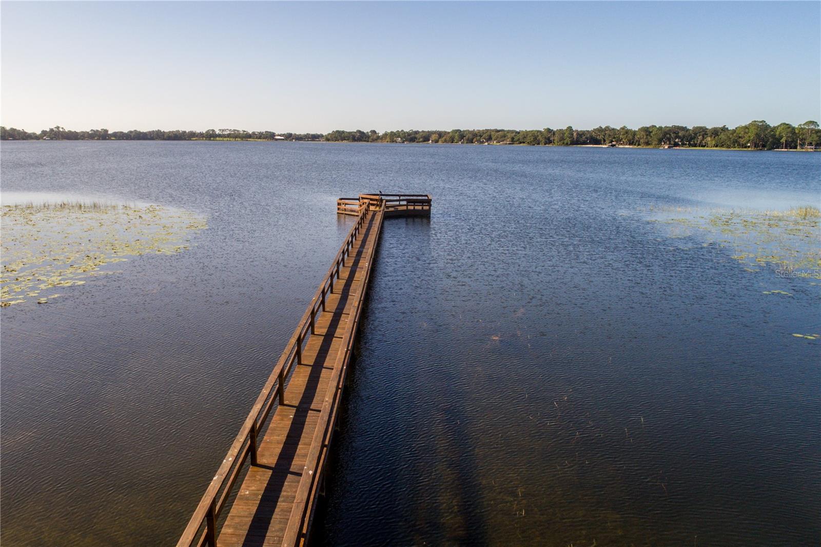 PARK PLACE ON LAKE JOANNA - Residential