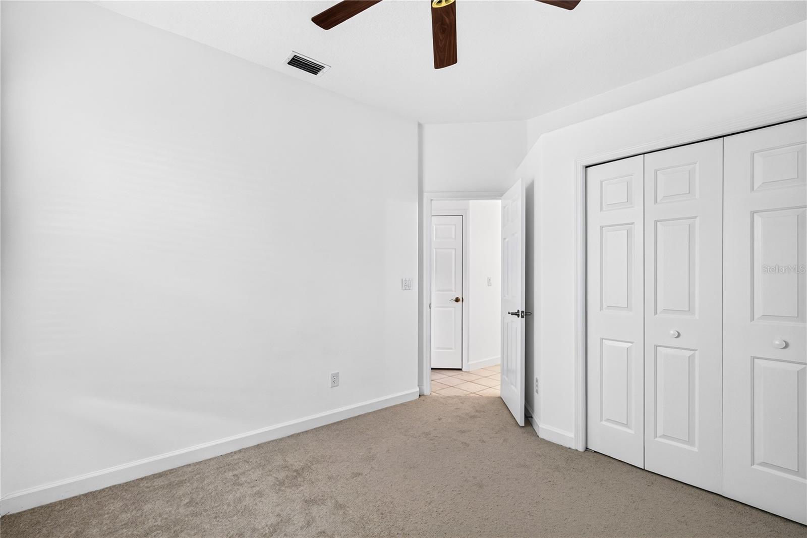 PARK PLACE ON LAKE JOANNA - Residential
