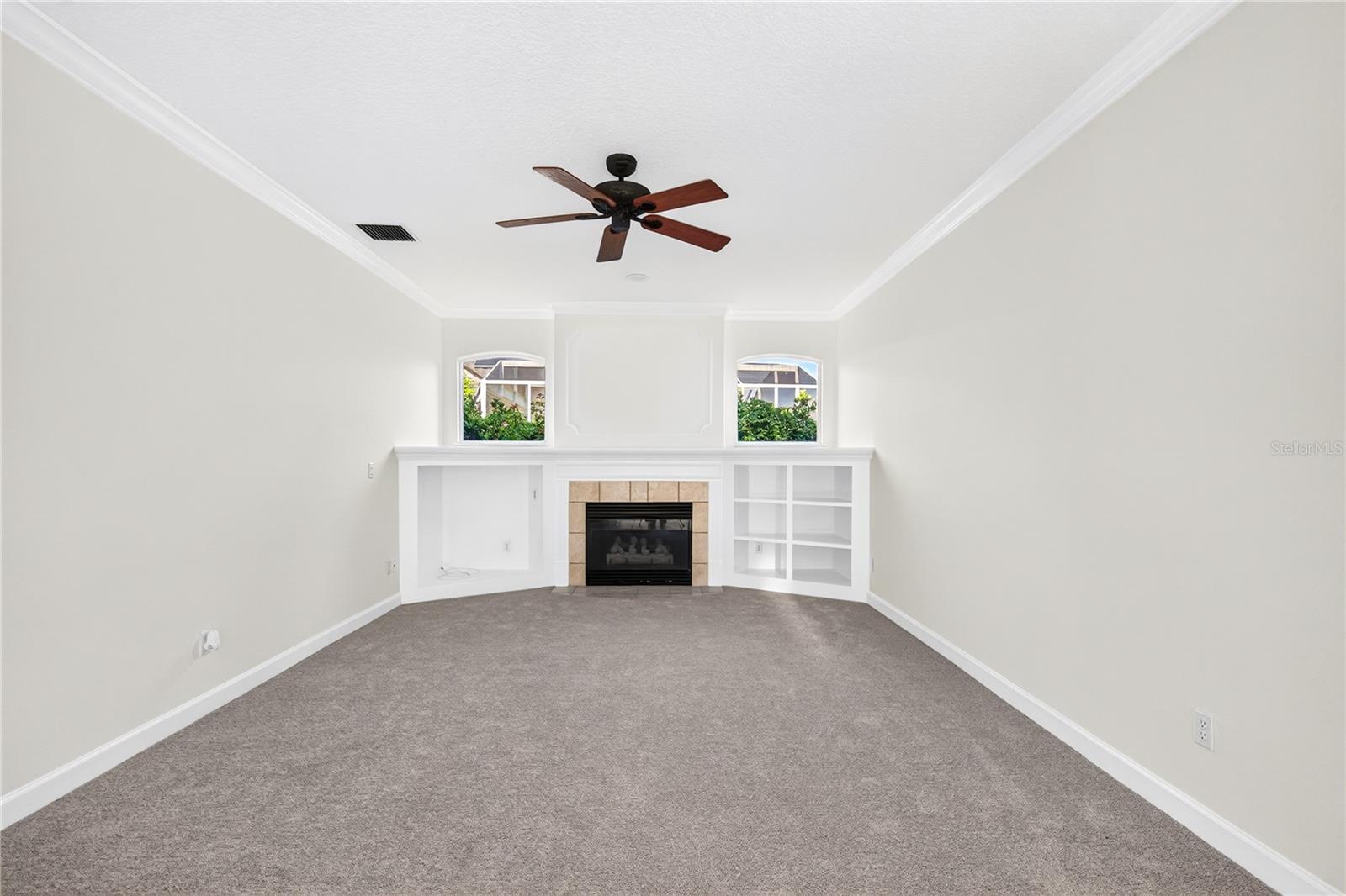 PARK PLACE ON LAKE JOANNA - Residential