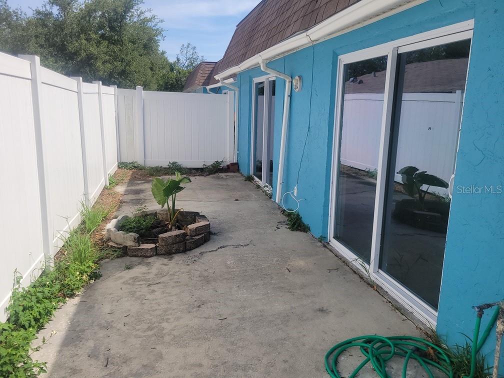 DODGE CITY - Residential Lease