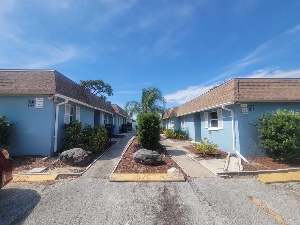 DODGE CITY - Residential Lease