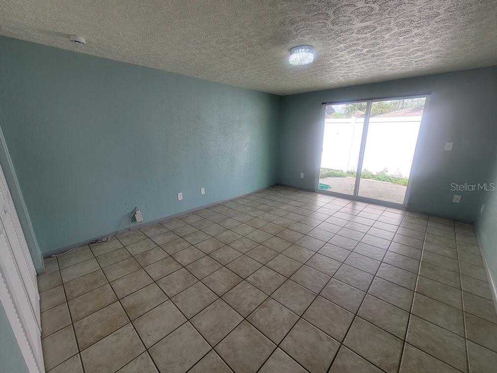 DODGE CITY - Residential Lease
