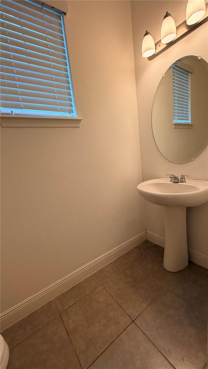WINDERMERE TRAILS - Residential Lease
