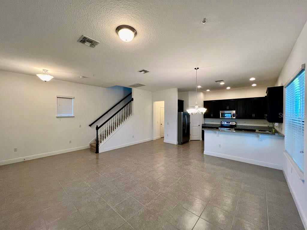 WINDERMERE TRAILS - Residential Lease
