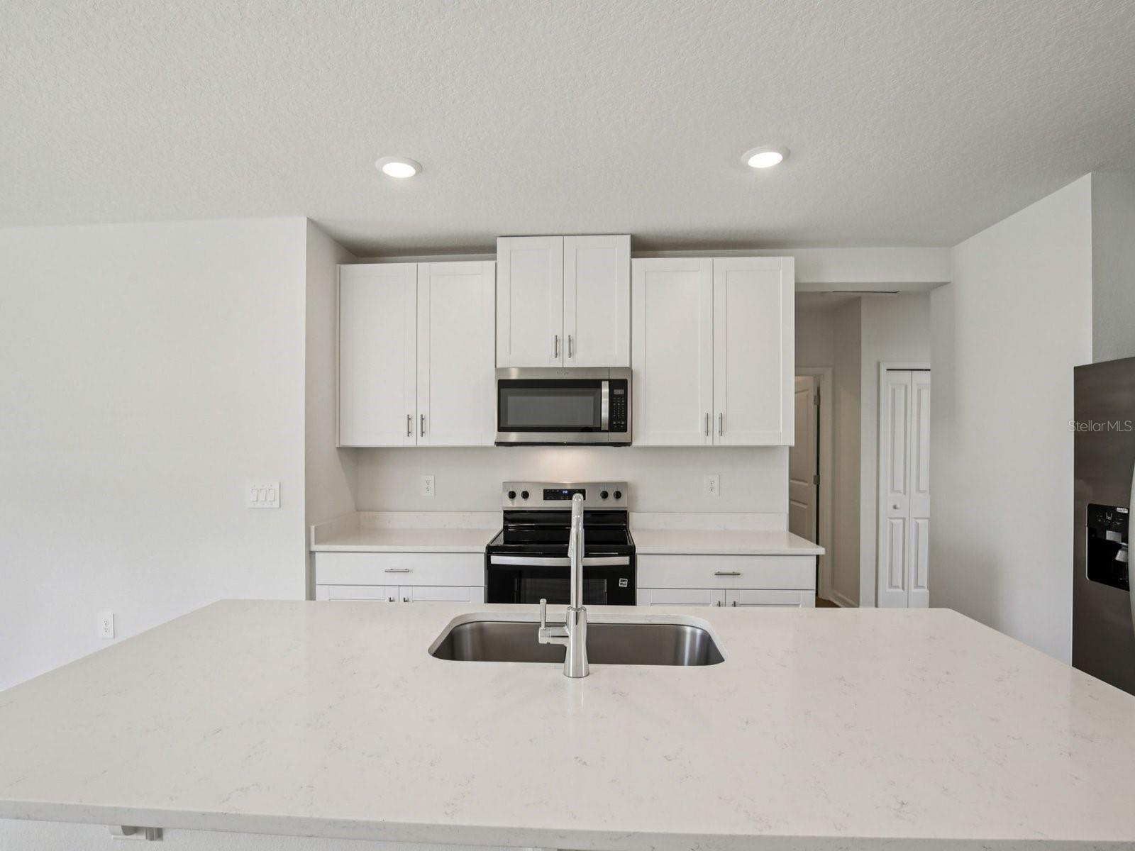 MAGNOLIA BAY - Residential