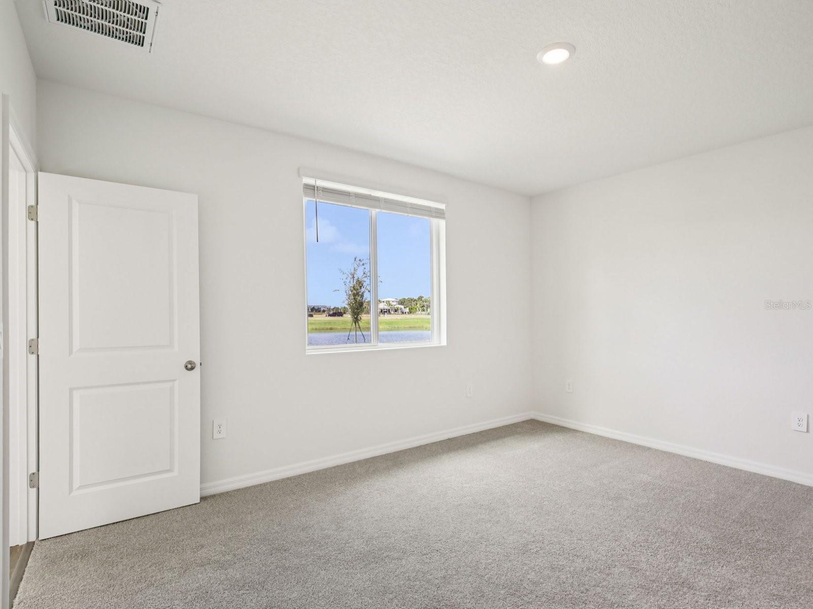 MAGNOLIA BAY - Residential
