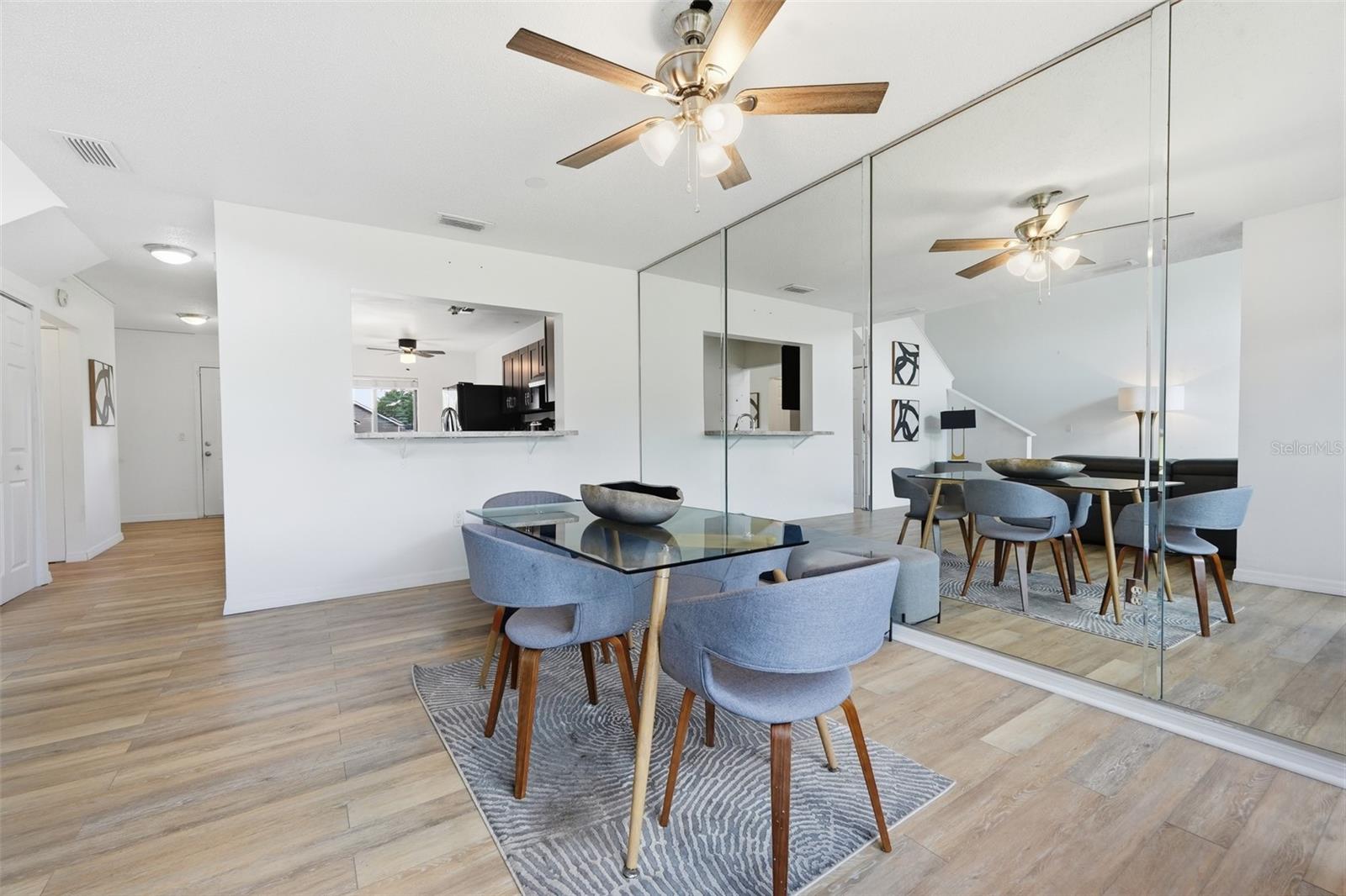 COLONIAL LANDINGS PH 24 - Residential
