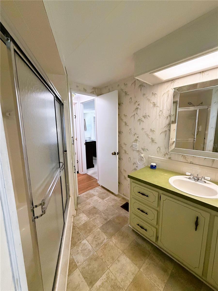 HAWTHORNE AT LEESBURG A COOP - Residential