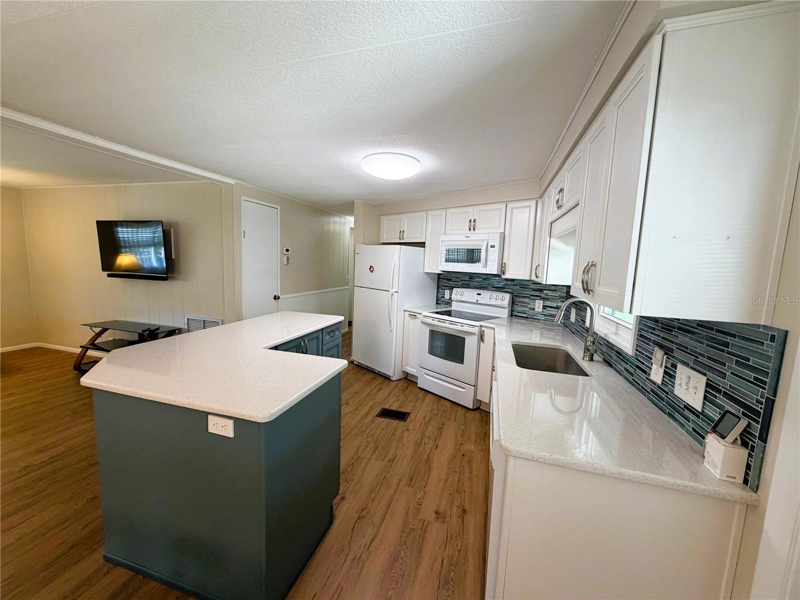 HAWTHORNE AT LEESBURG A COOP - Residential