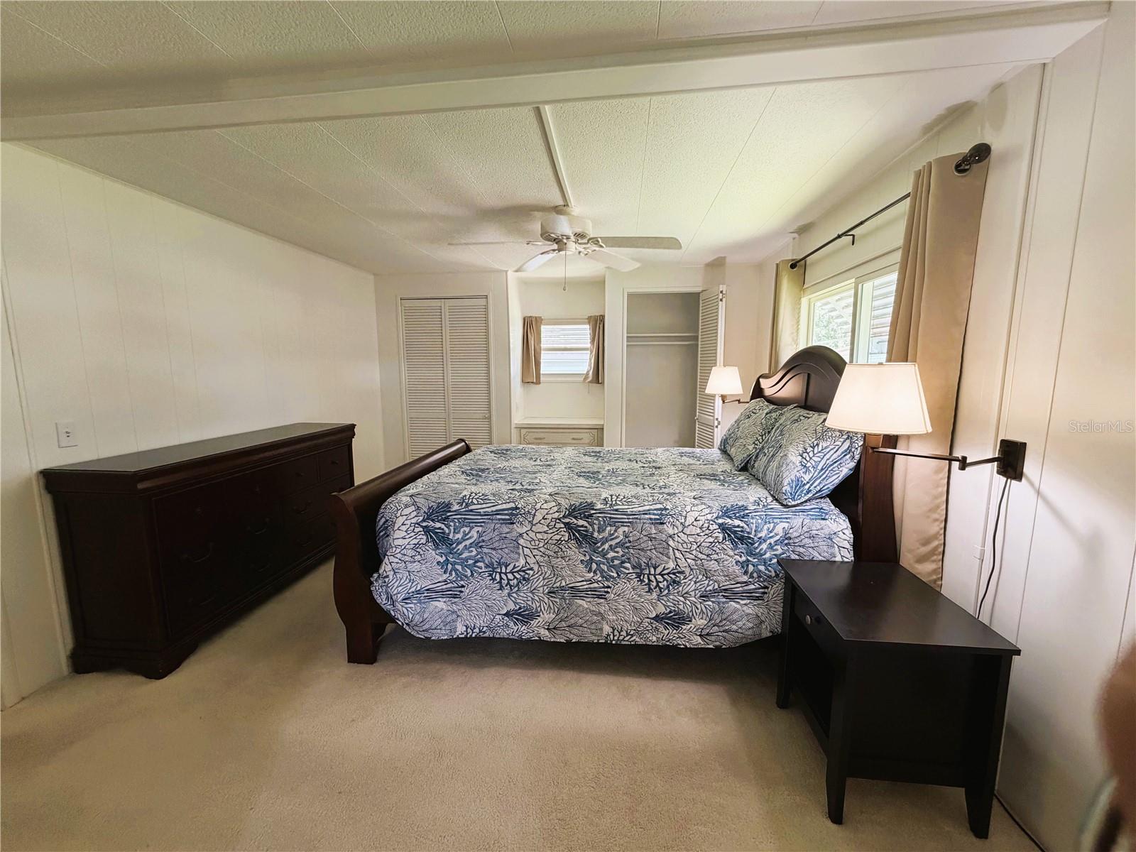 HAWTHORNE AT LEESBURG A COOP - Residential