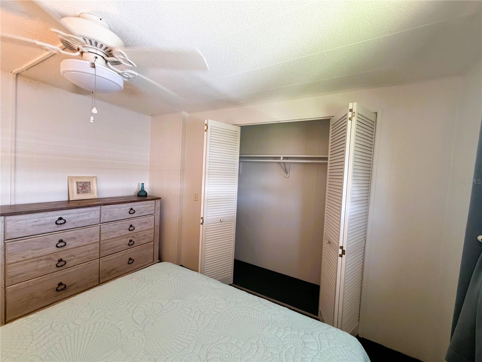 HAWTHORNE AT LEESBURG A COOP - Residential
