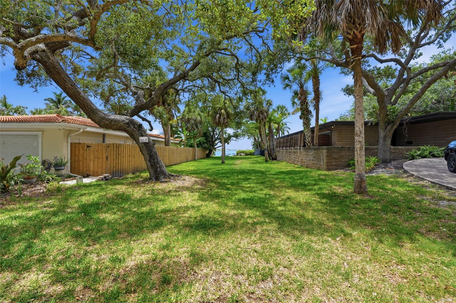 VILLA PARK ESTATES 1ST ADD - Residential