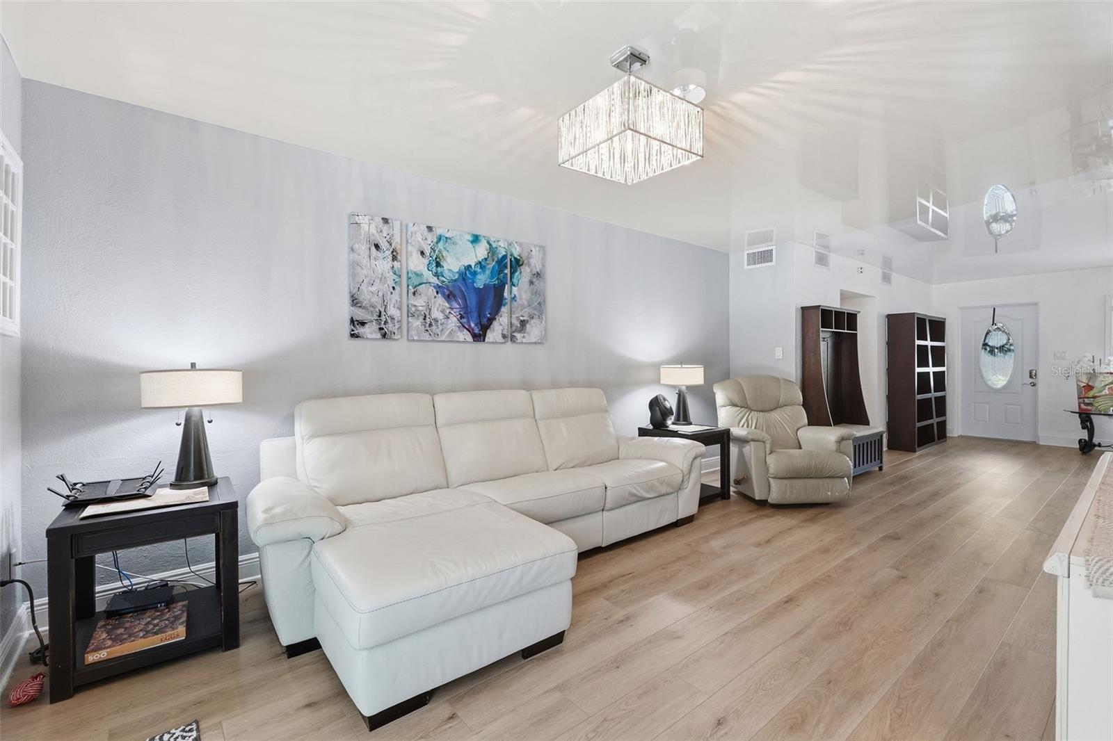 VILLA PARK ESTATES 1ST ADD - Residential