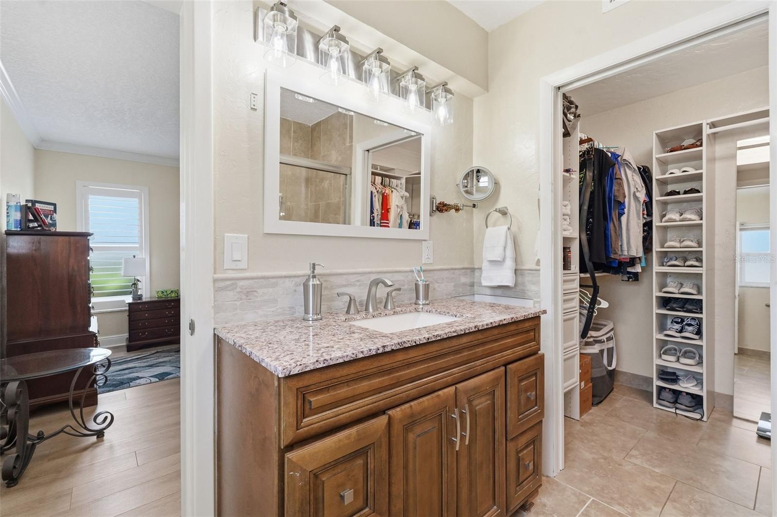 VILLA PARK ESTATES 1ST ADD - Residential
