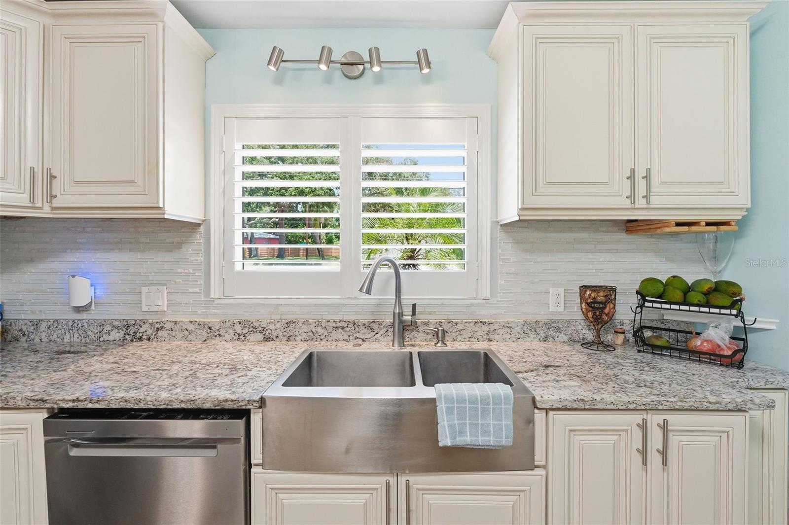 VILLA PARK ESTATES 1ST ADD - Residential