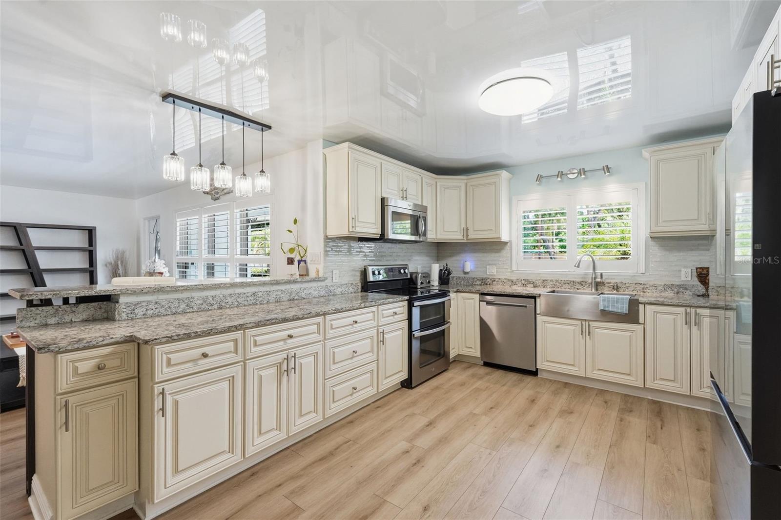 VILLA PARK ESTATES 1ST ADD - Residential