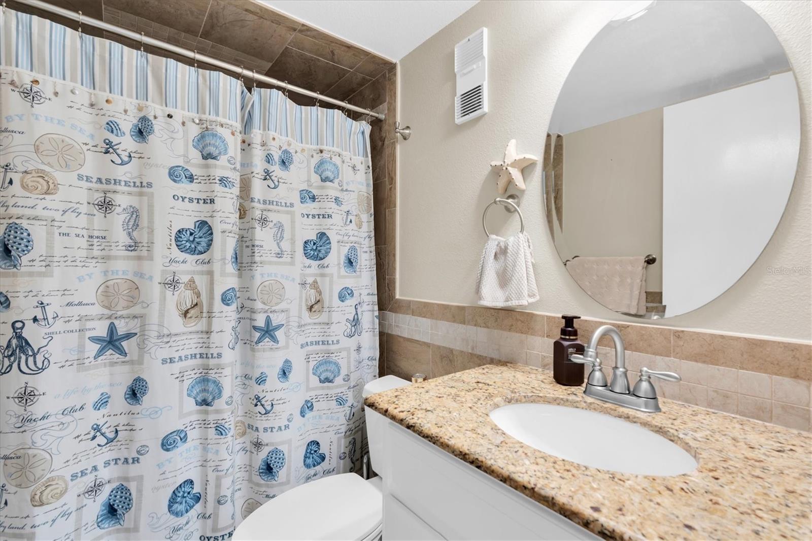 TIERRA I CONDO - Residential