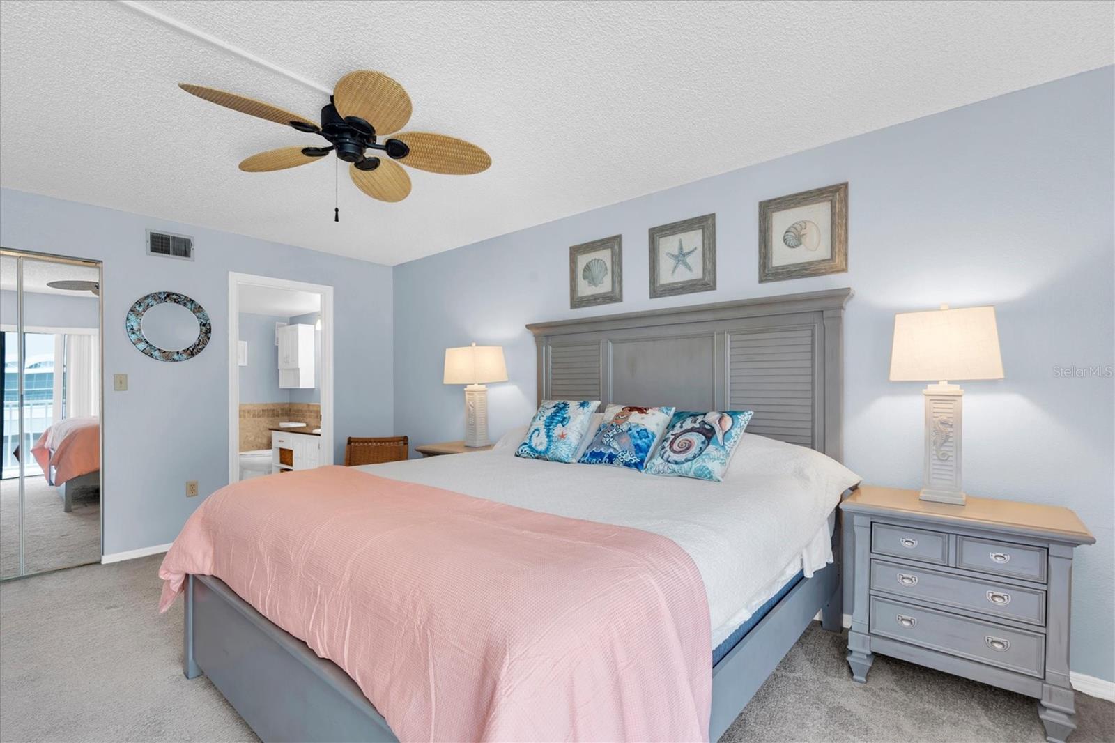 TIERRA I CONDO - Residential