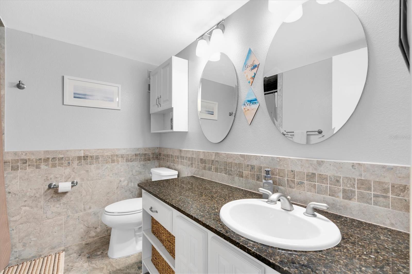 TIERRA I CONDO - Residential