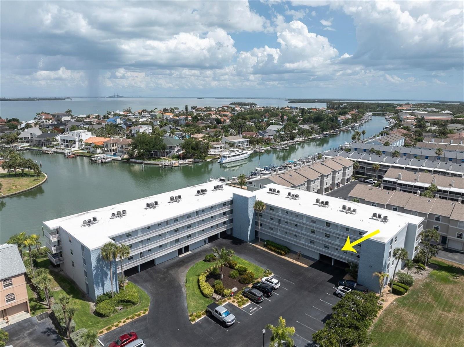 TIERRA I CONDO - Residential