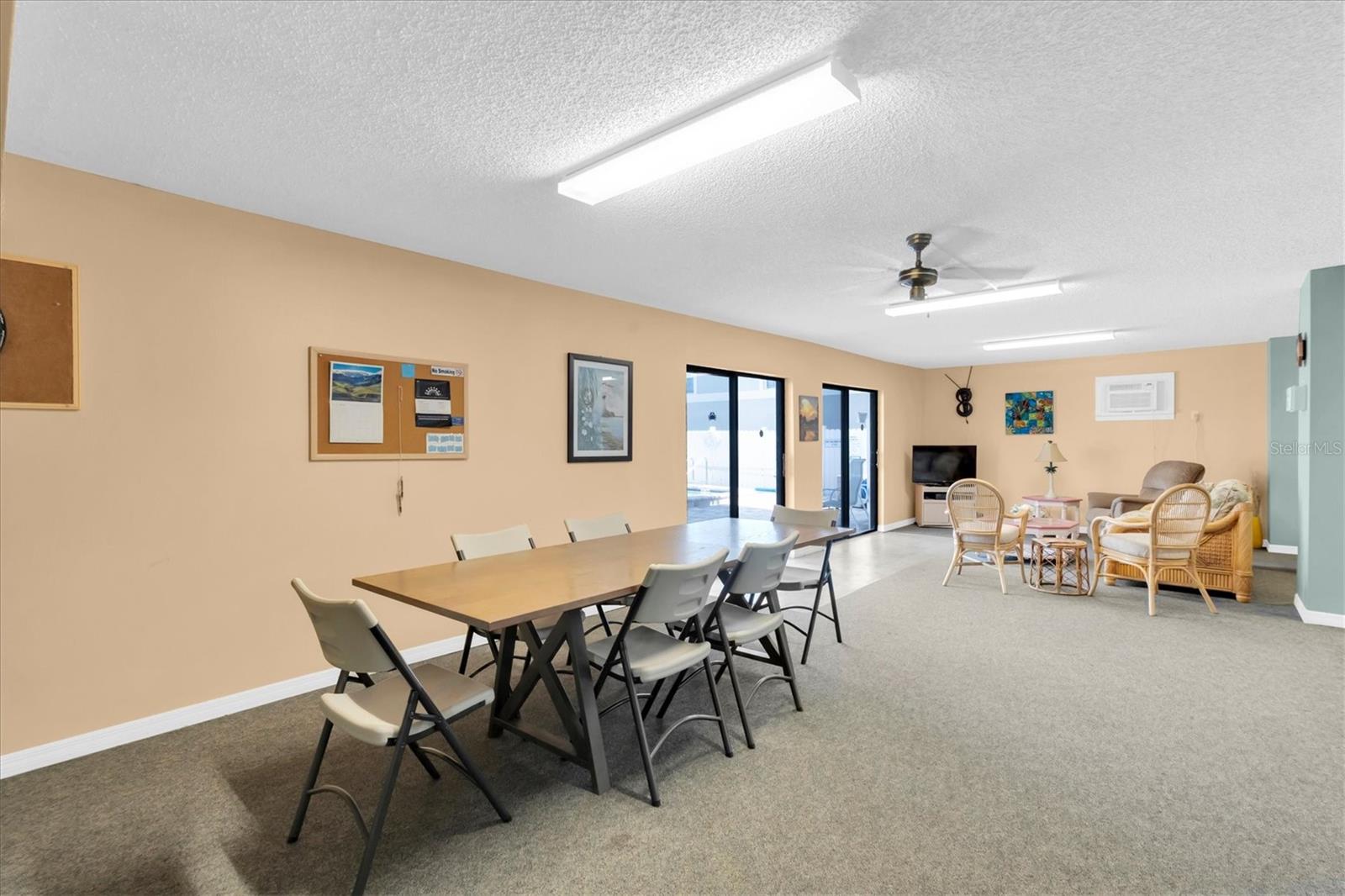 TIERRA I CONDO - Residential