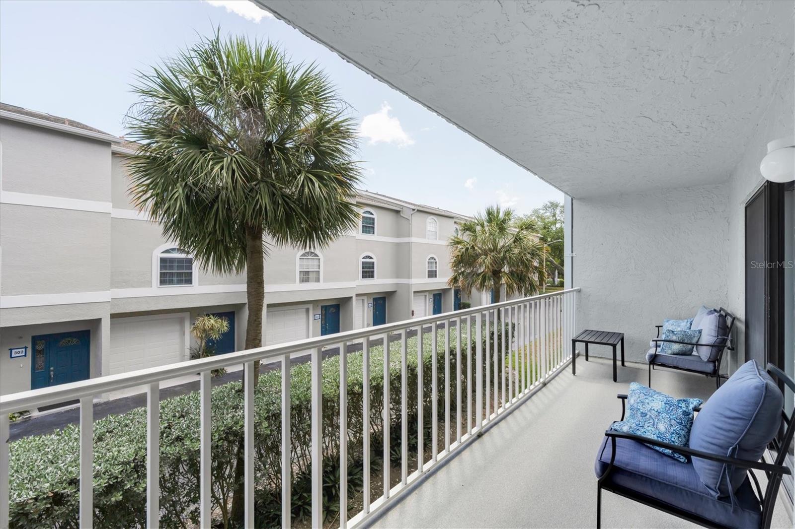 TIERRA I CONDO - Residential