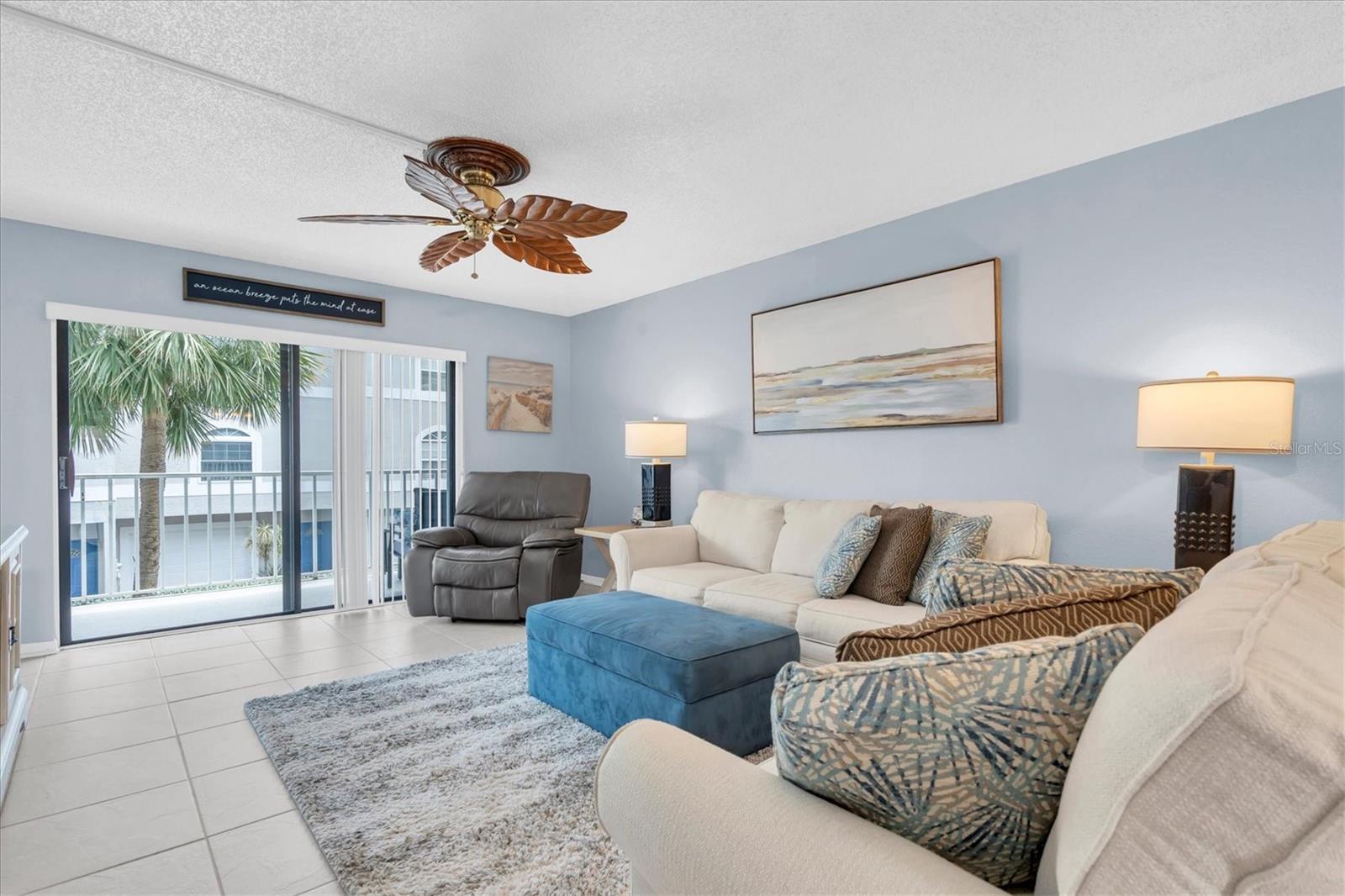TIERRA I CONDO - Residential