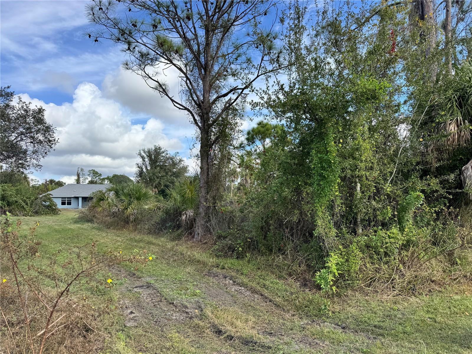 PORT CHARLOTTE SUB 05 - Land