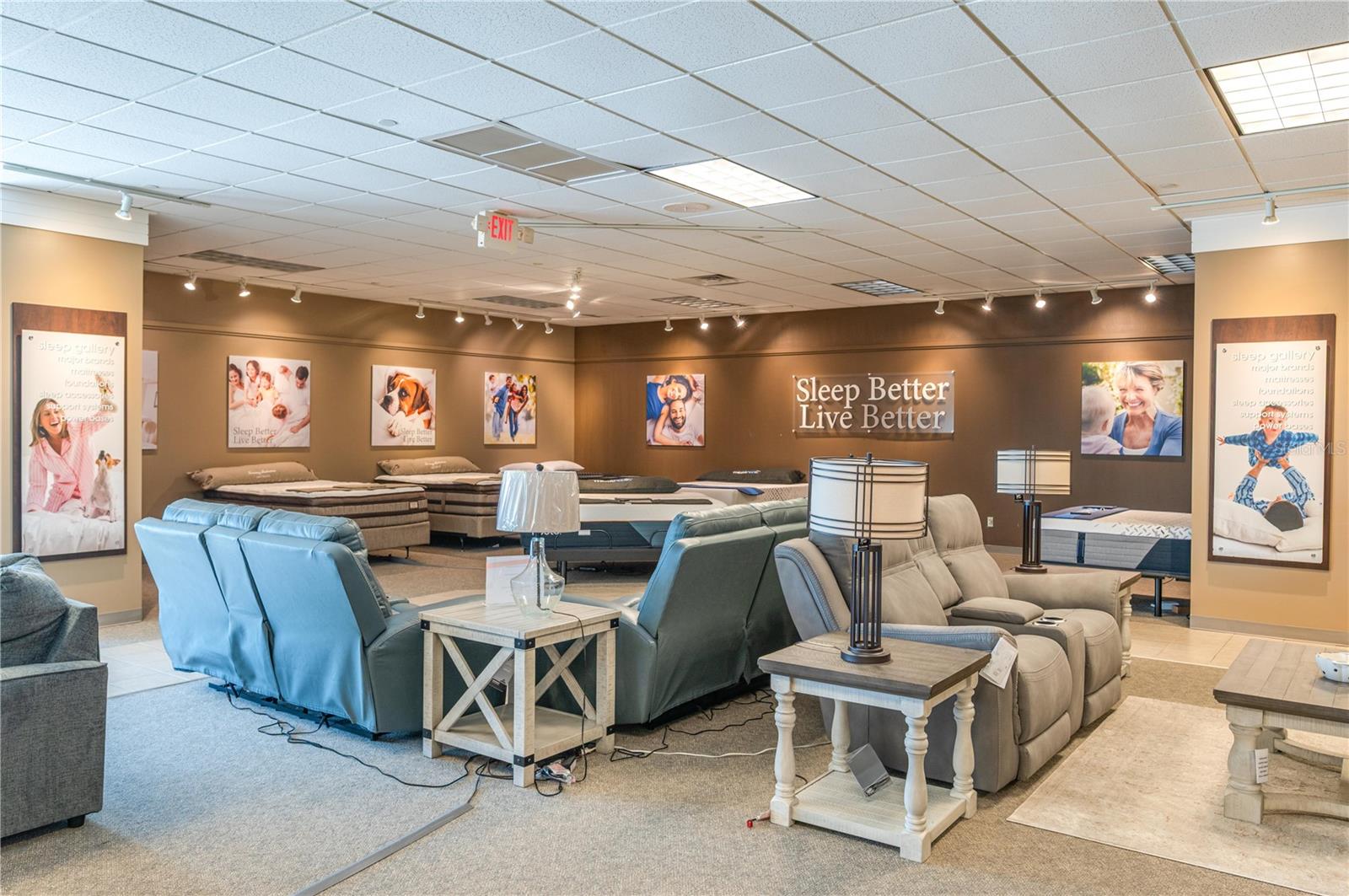 TWIN LAKE PARK SUB - Commercial Sale