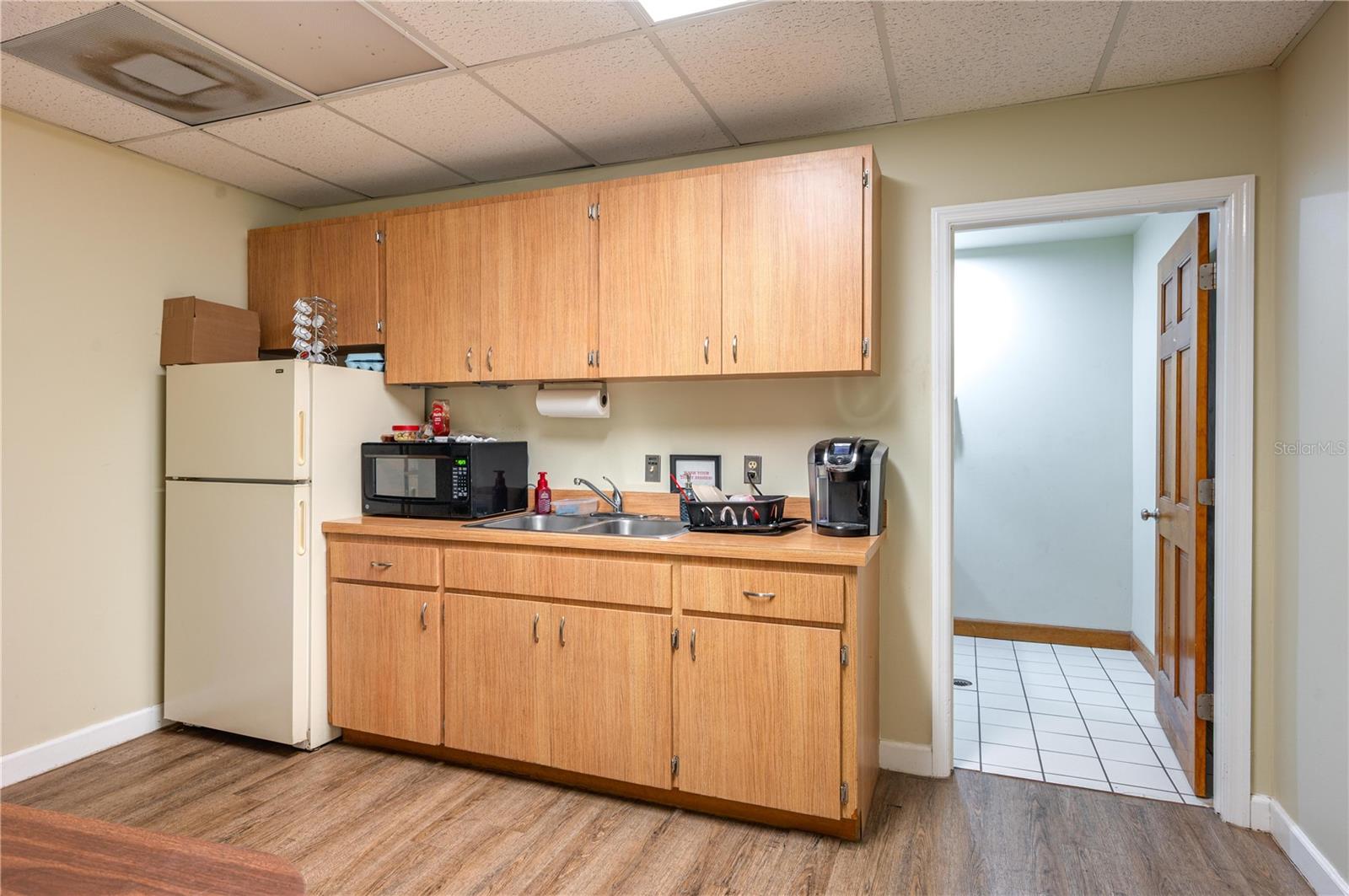TWIN LAKE PARK SUB - Commercial Sale