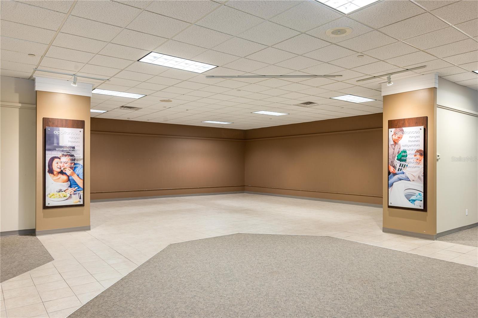 TWIN LAKE PARK SUB - Commercial Sale