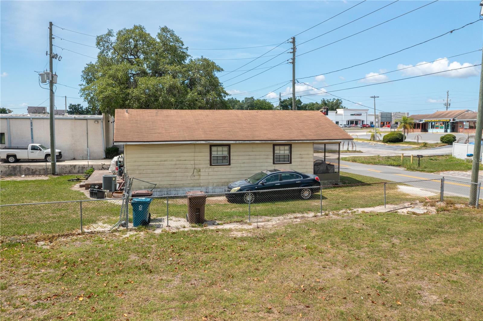 TWIN LAKE PARK SUB - Commercial Sale