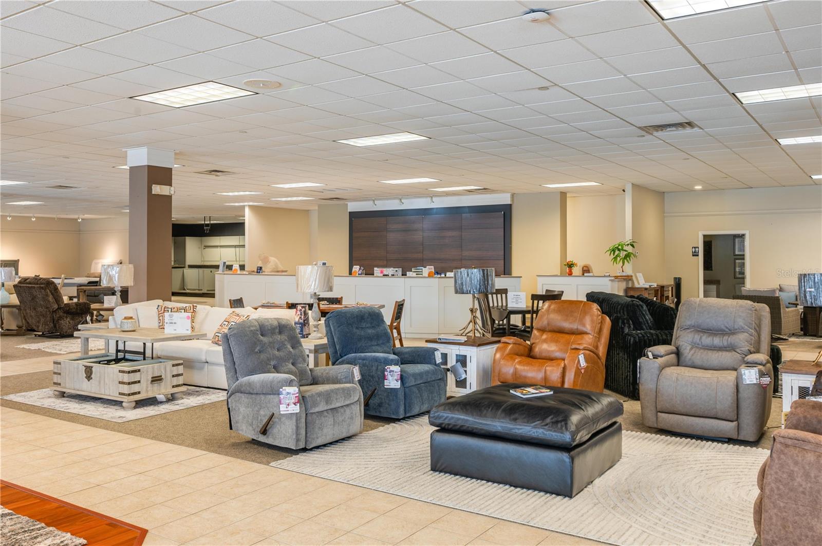TWIN LAKE PARK SUB - Commercial Sale