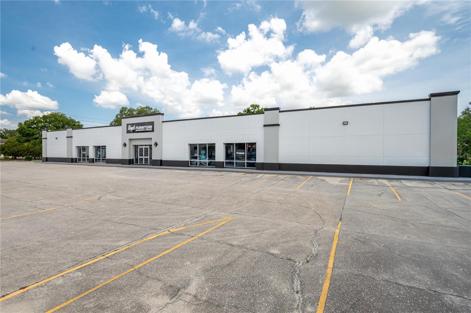 TWIN LAKE PARK SUB - Commercial Sale