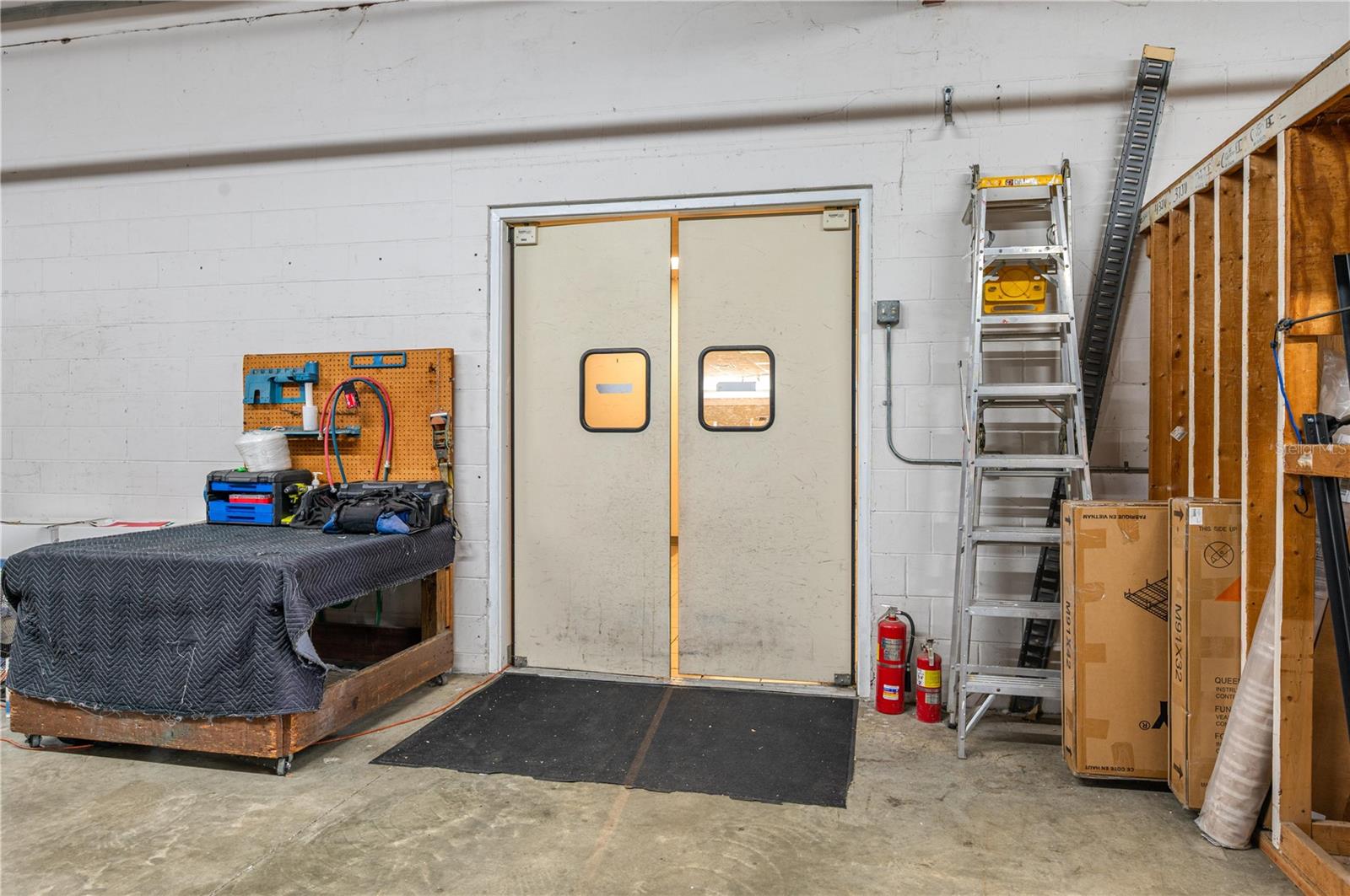 TWIN LAKE PARK SUB - Commercial Sale