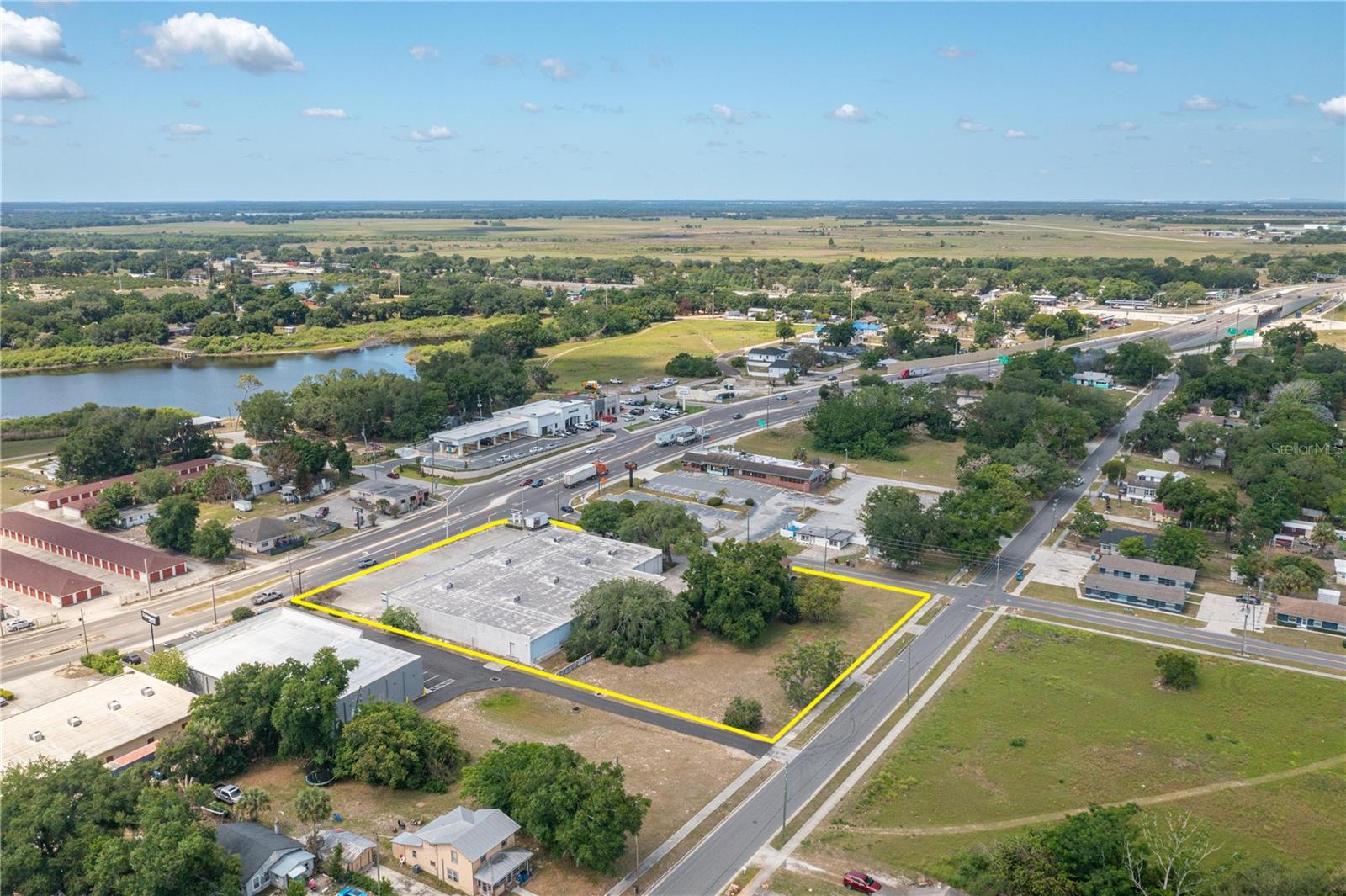 TWIN LAKE PARK SUB - Commercial Sale