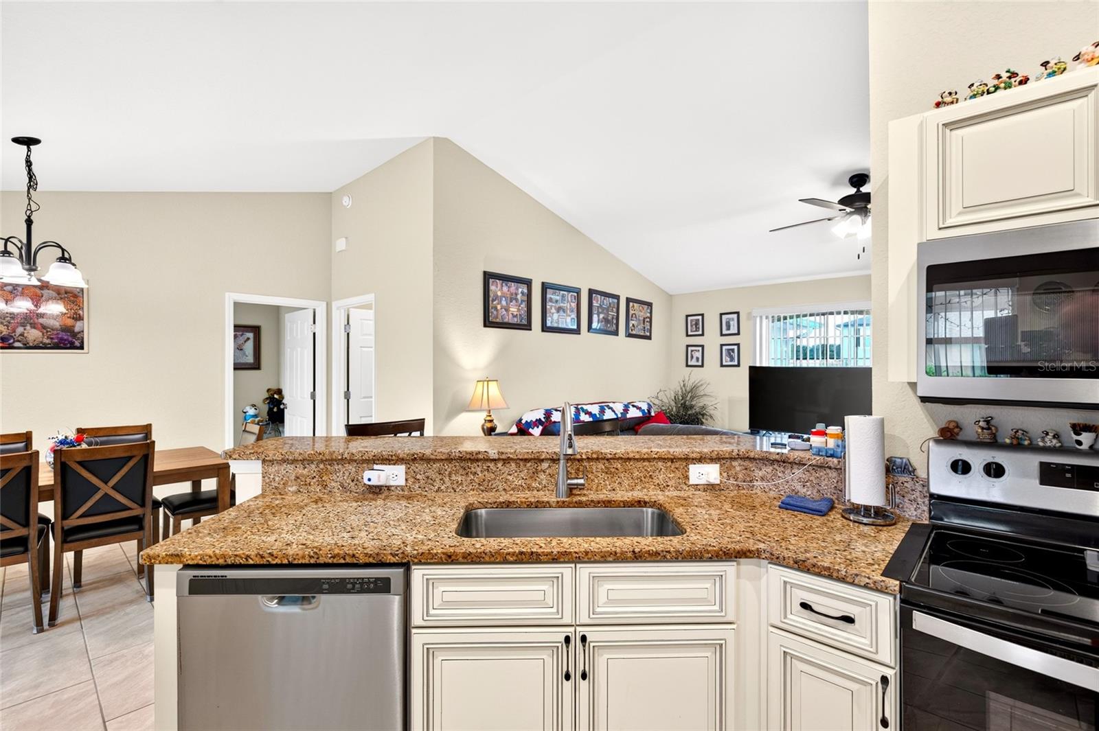 MARION OAKS UN ONE - Residential