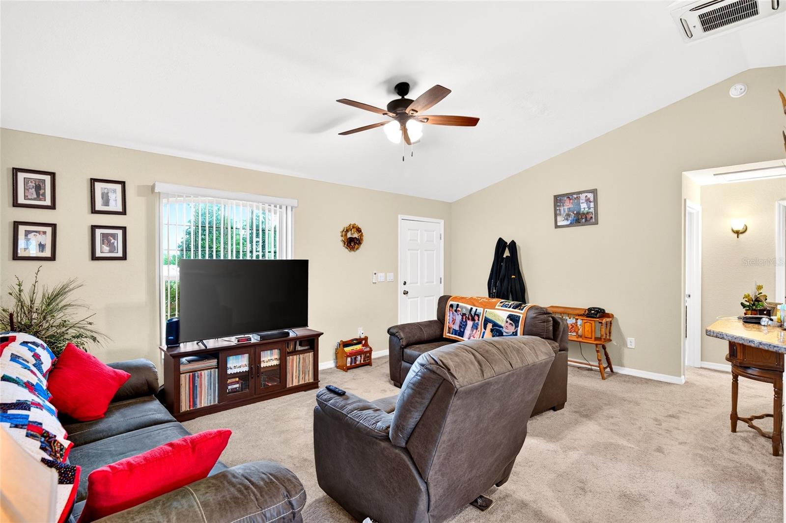 MARION OAKS UN ONE - Residential