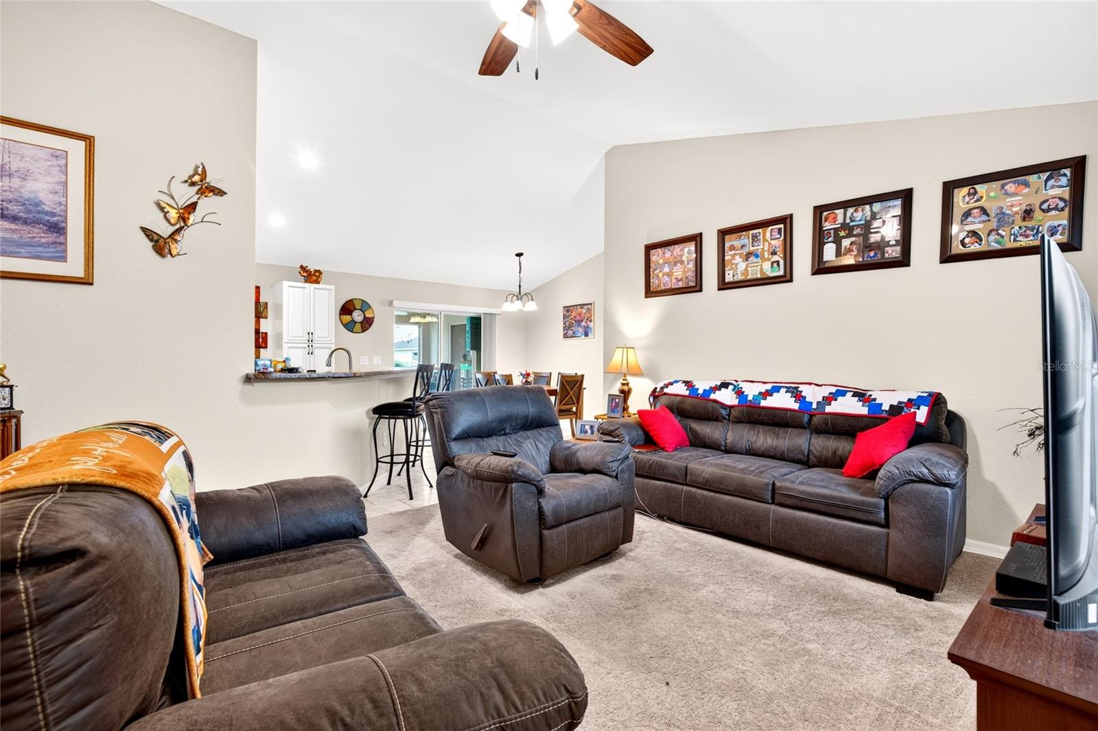MARION OAKS UN ONE - Residential