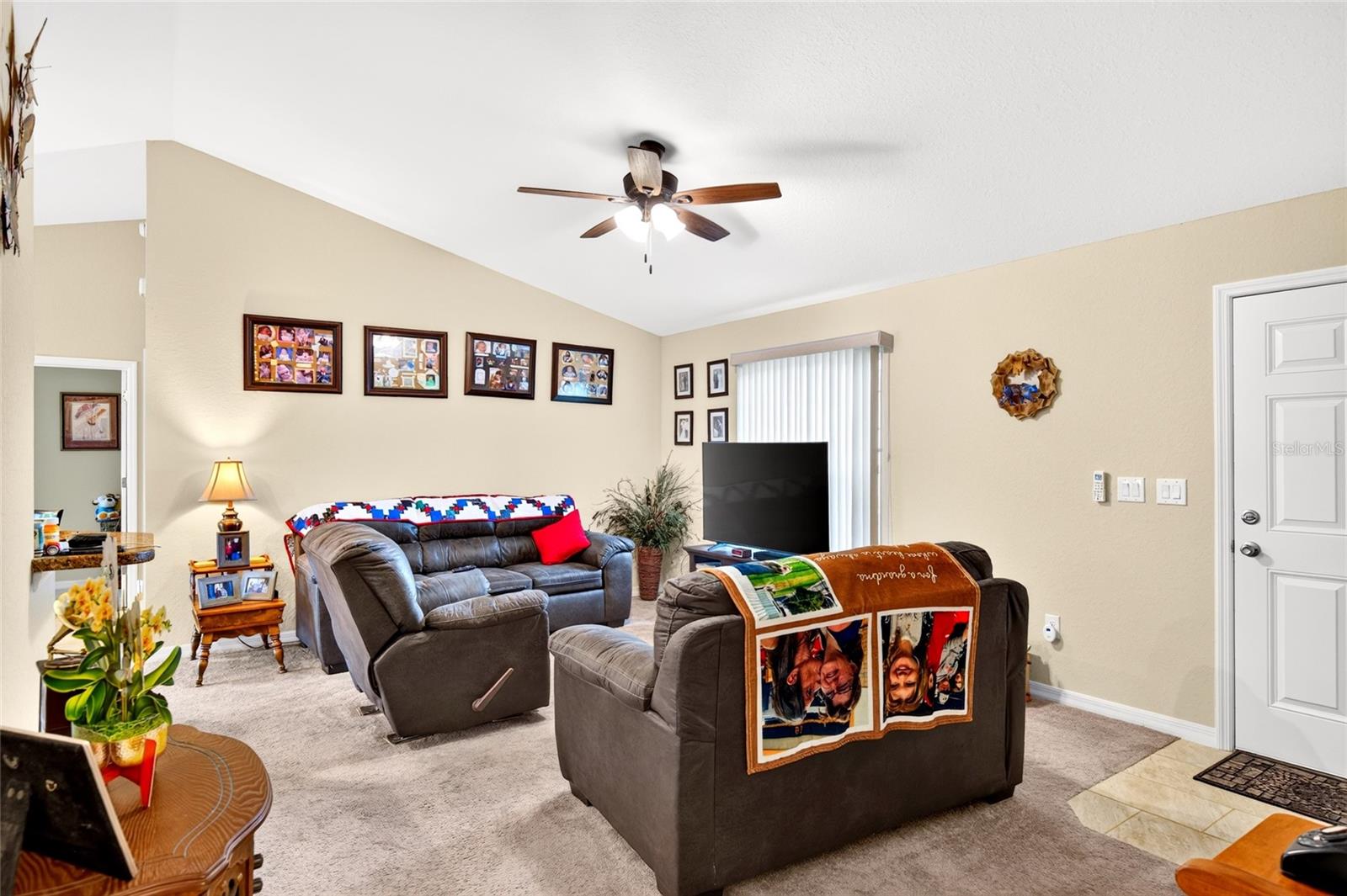 MARION OAKS UN ONE - Residential