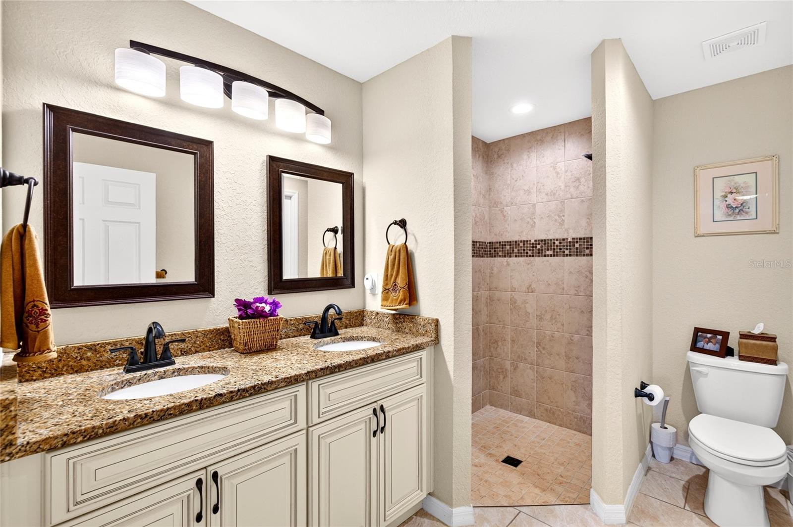 MARION OAKS UN ONE - Residential