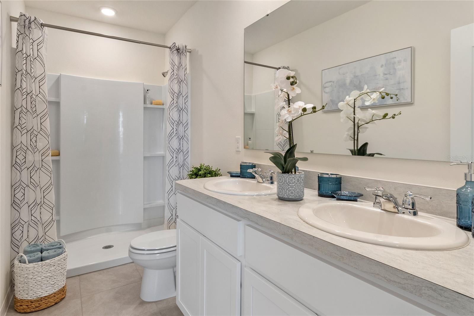 THOMPSON GROVE - Residential
