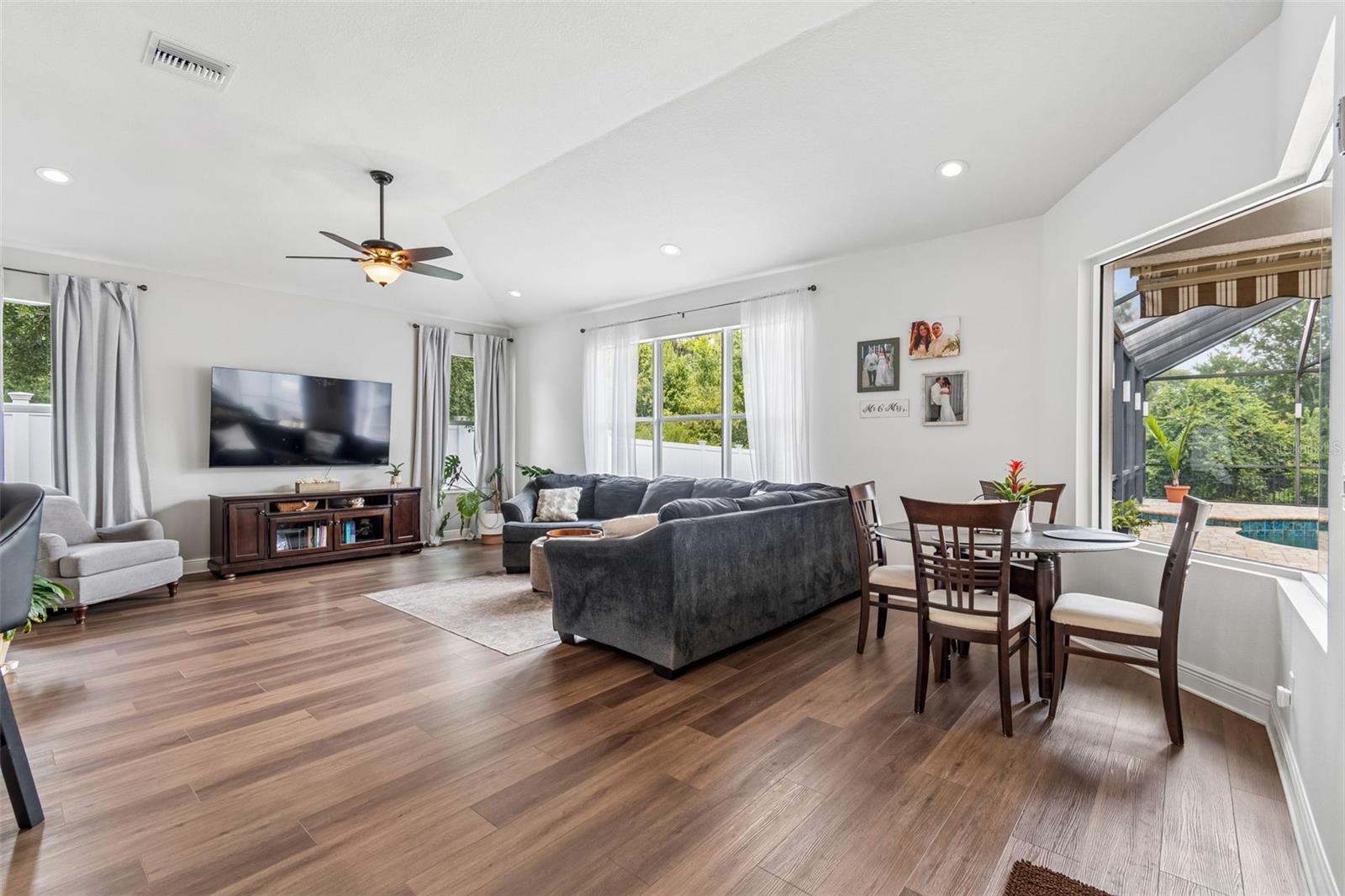 BASSET CREEK ESTATES PH 2B - Residential