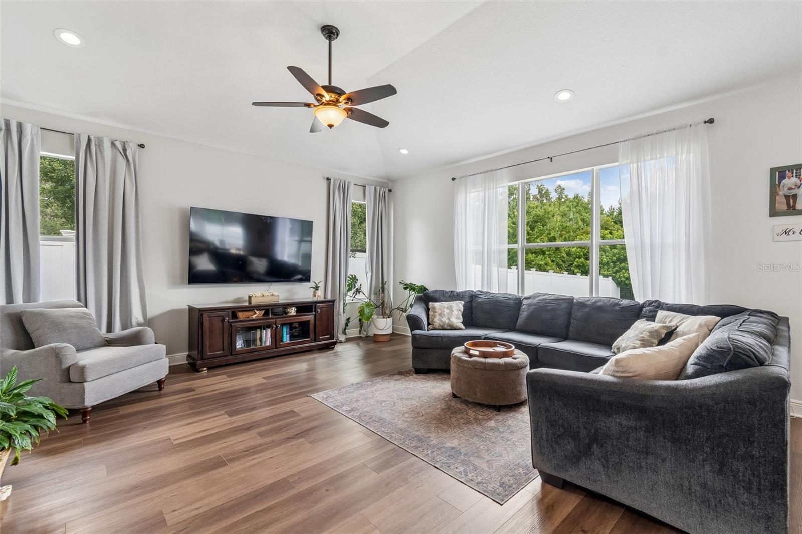 BASSET CREEK ESTATES PH 2B - Residential
