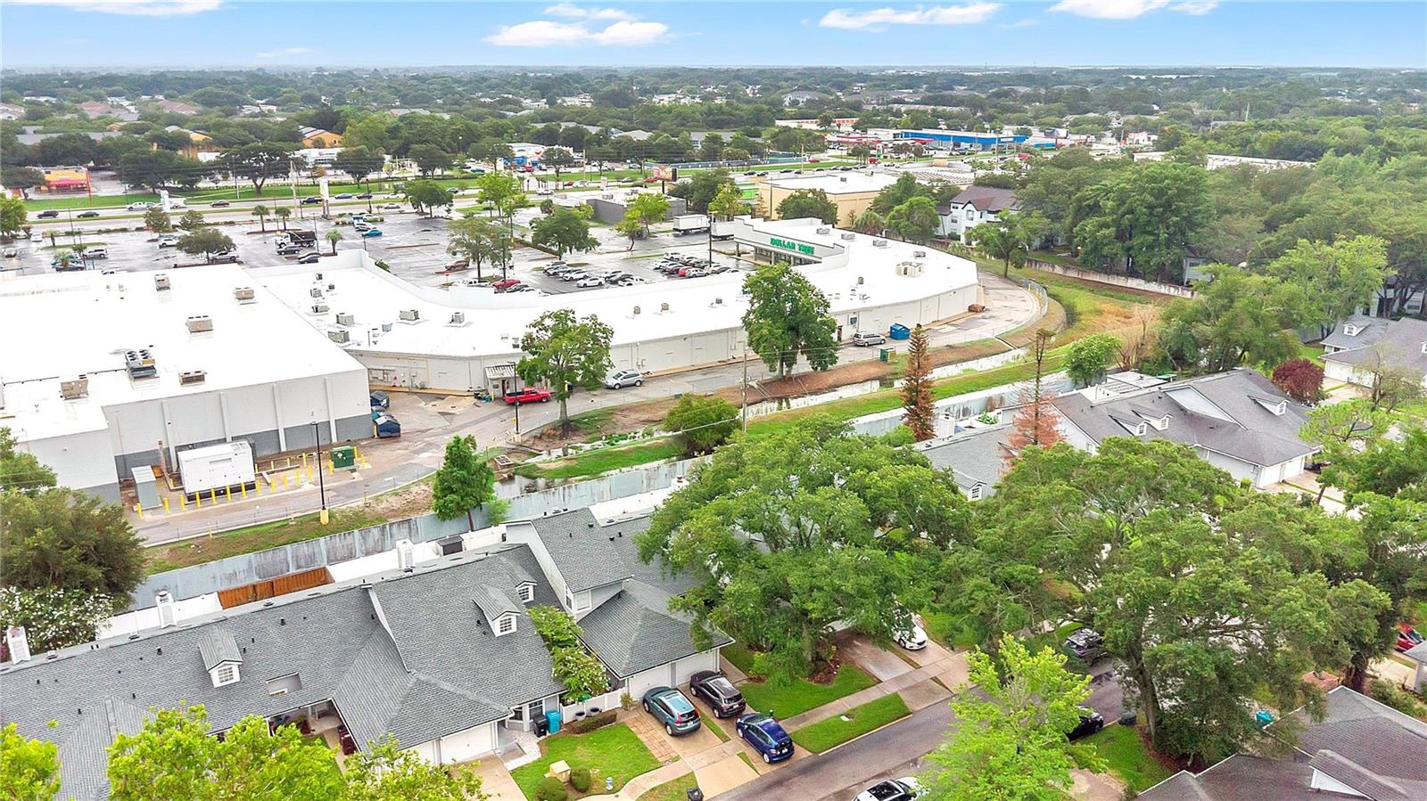 SOUTHERN VILLAS - Residential