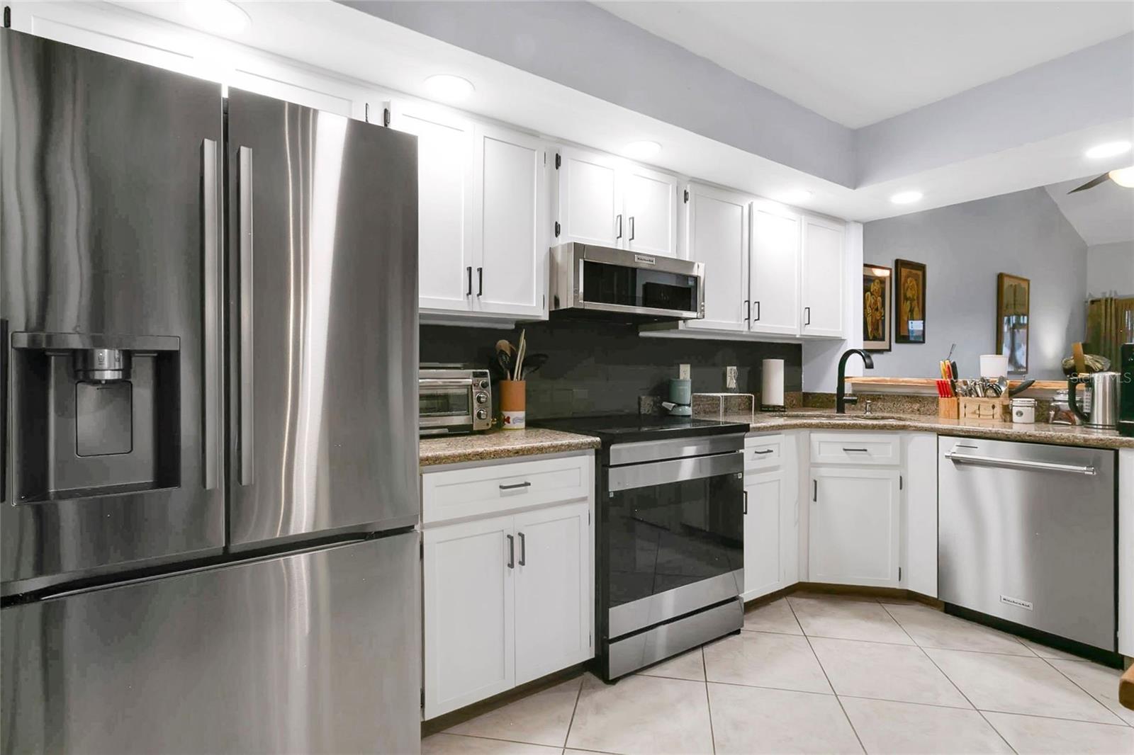 SOUTHERN VILLAS - Residential