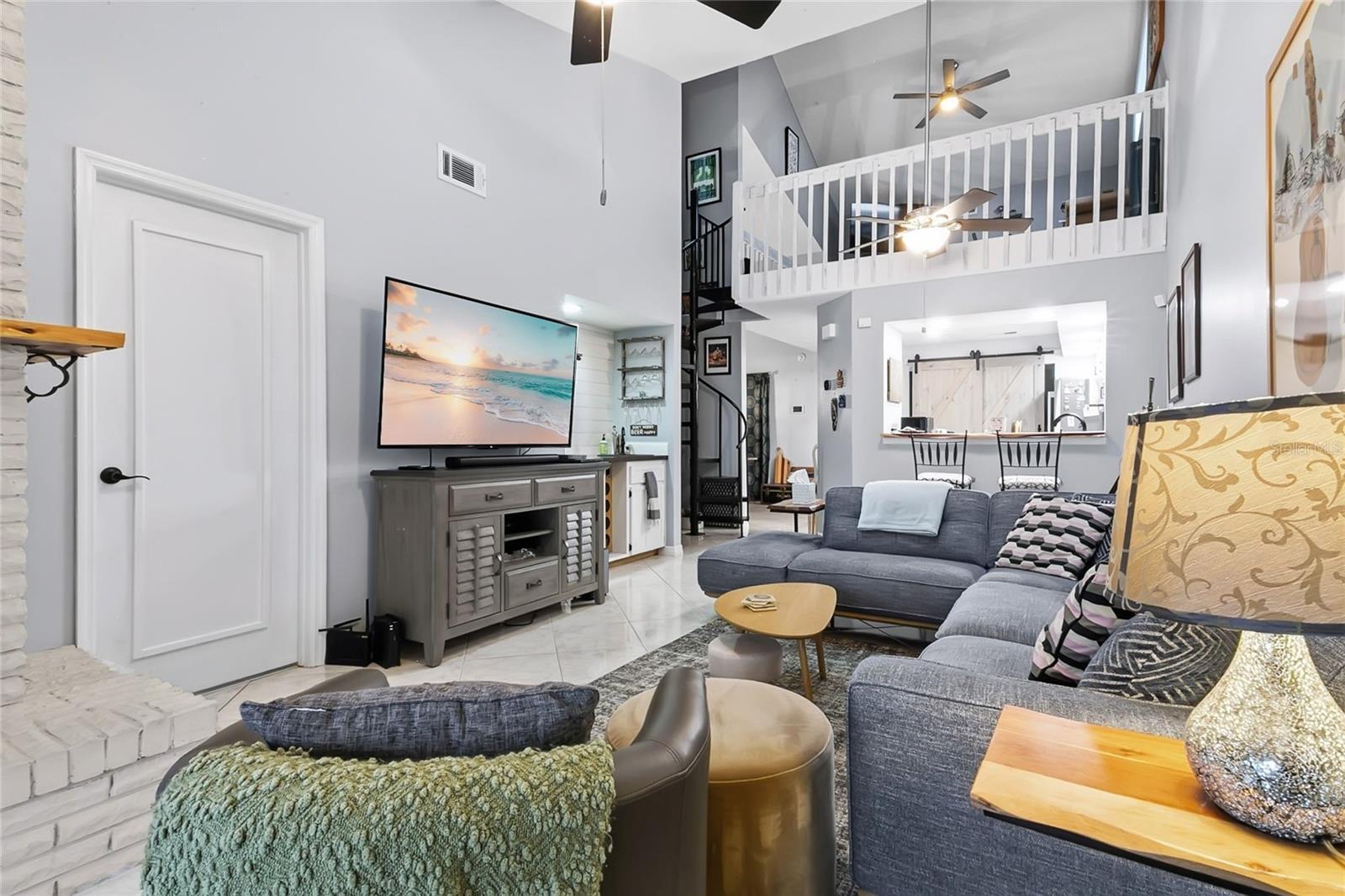SOUTHERN VILLAS - Residential
