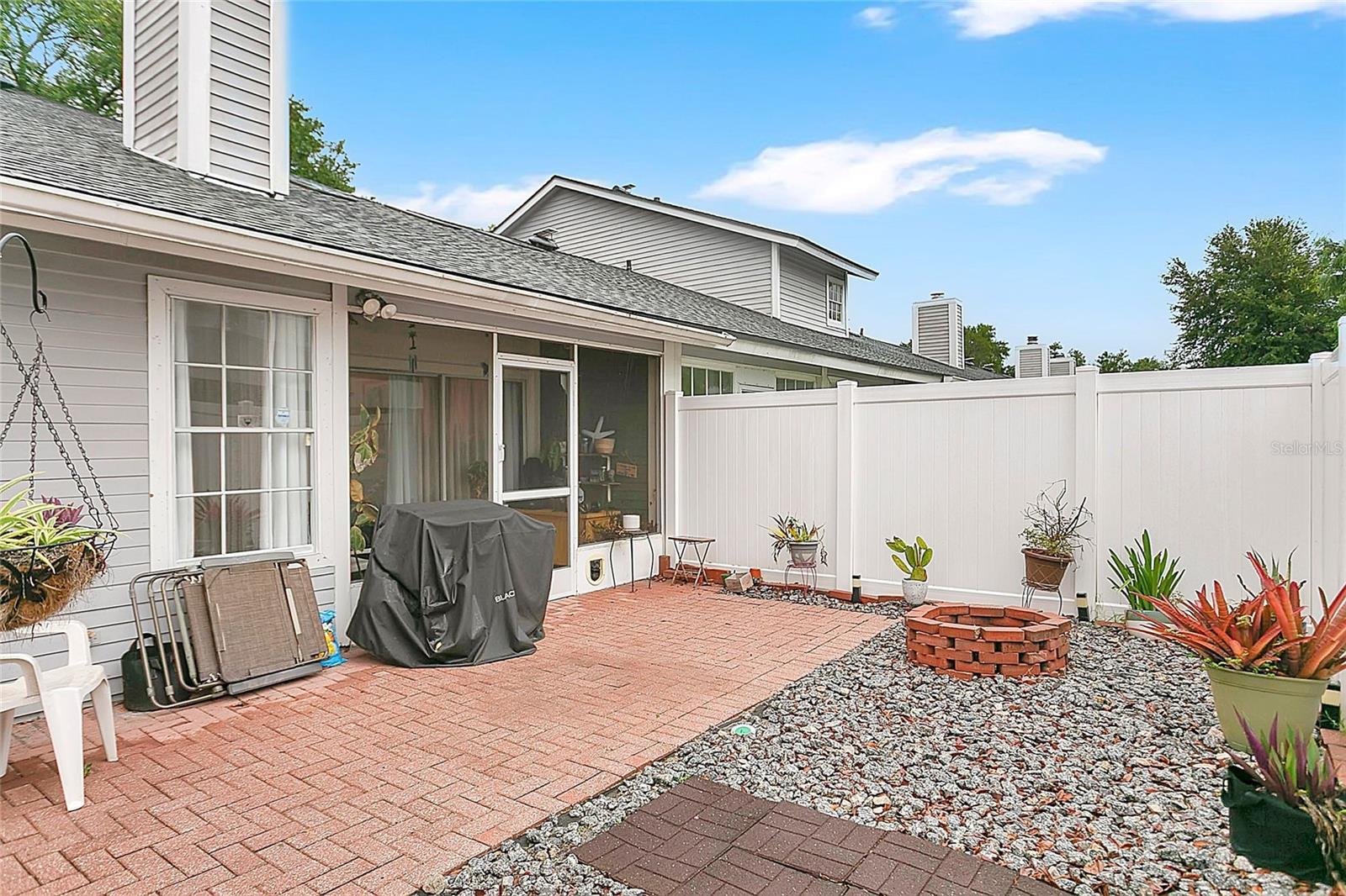 SOUTHERN VILLAS - Residential