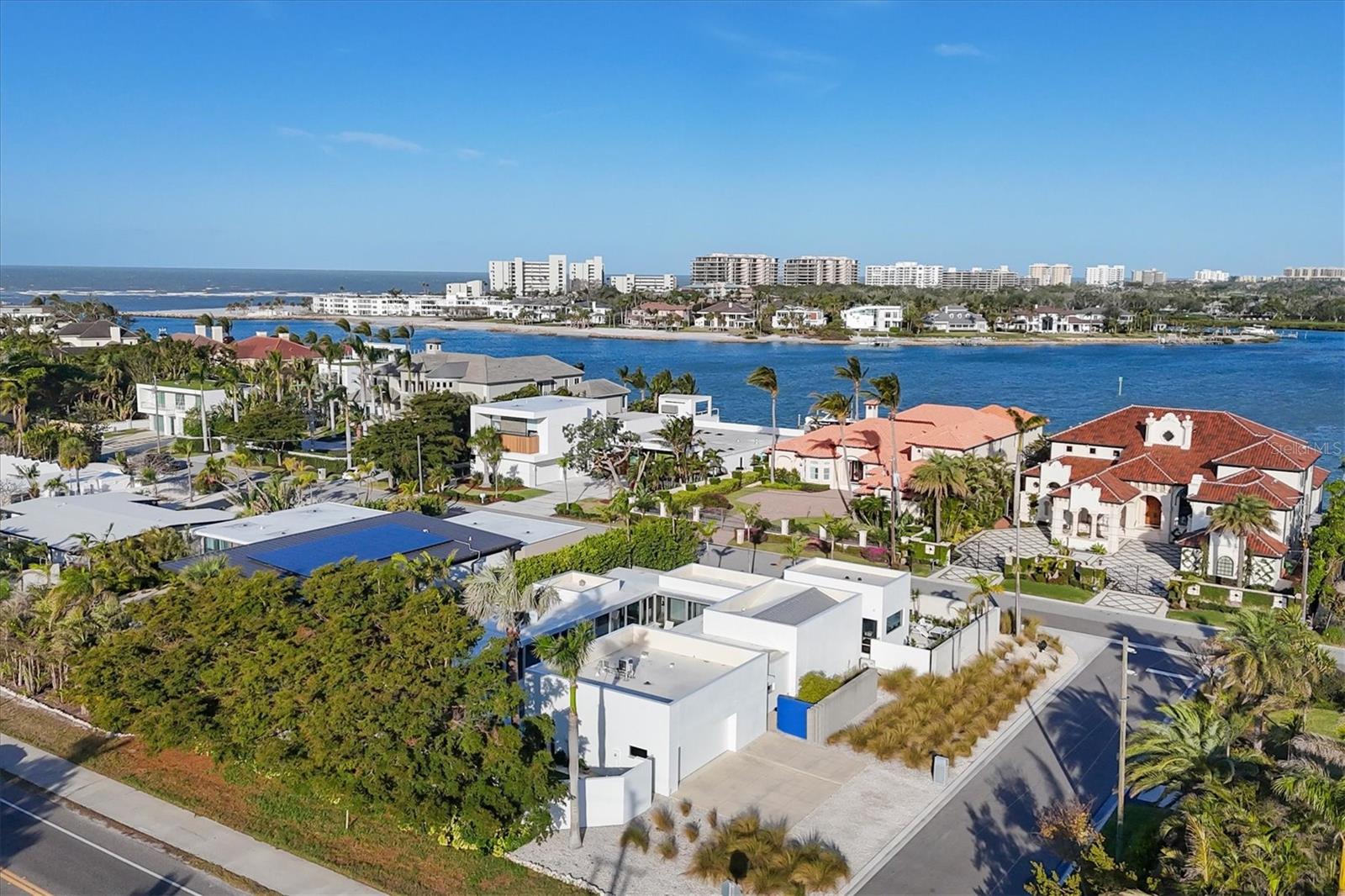 LIDO SHORES - Residential