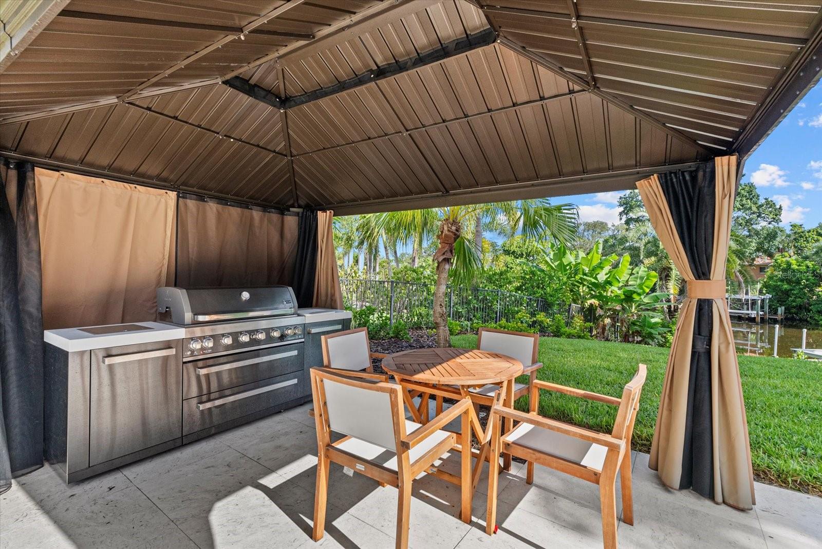 CORAL COVE - Residential